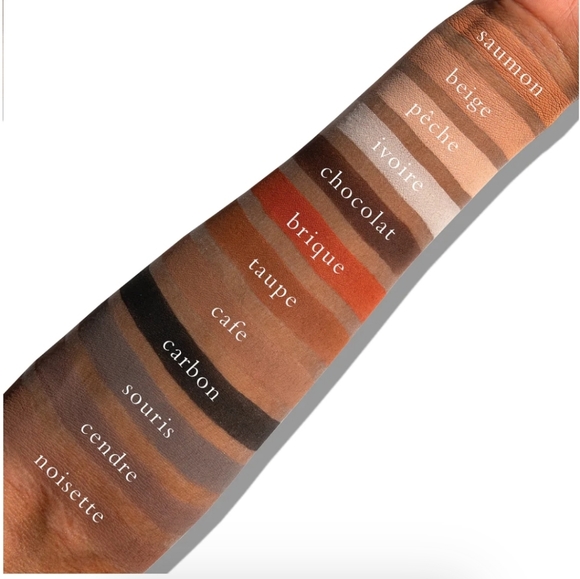 Eyeshadow Palette - Picture 3 of 4